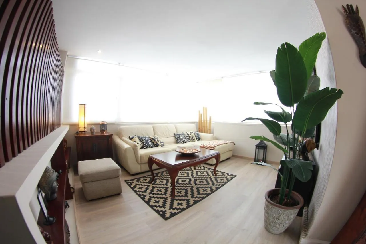 La Carihuela Ethnic Apartment Торремолинос