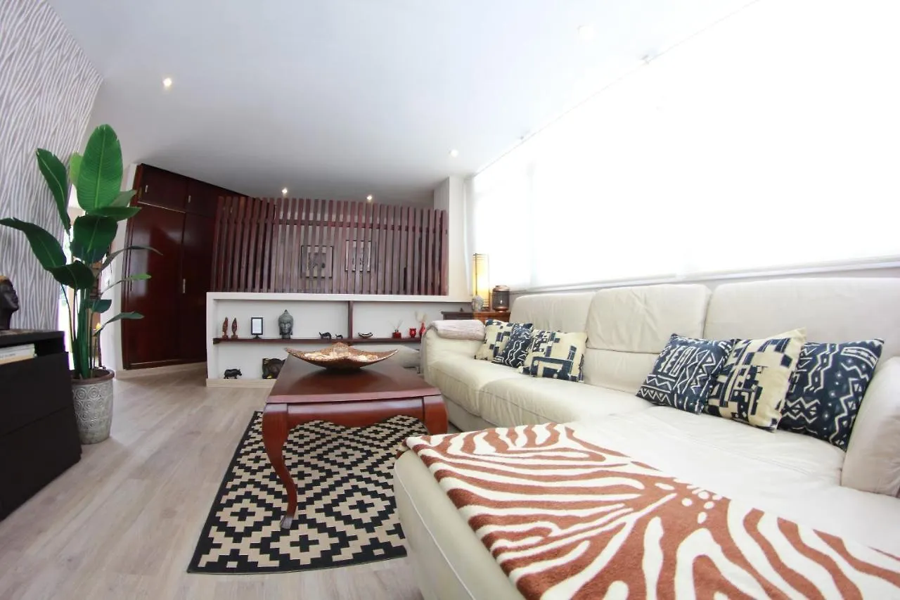 La Carihuela Ethnic Apartment Торремолинос