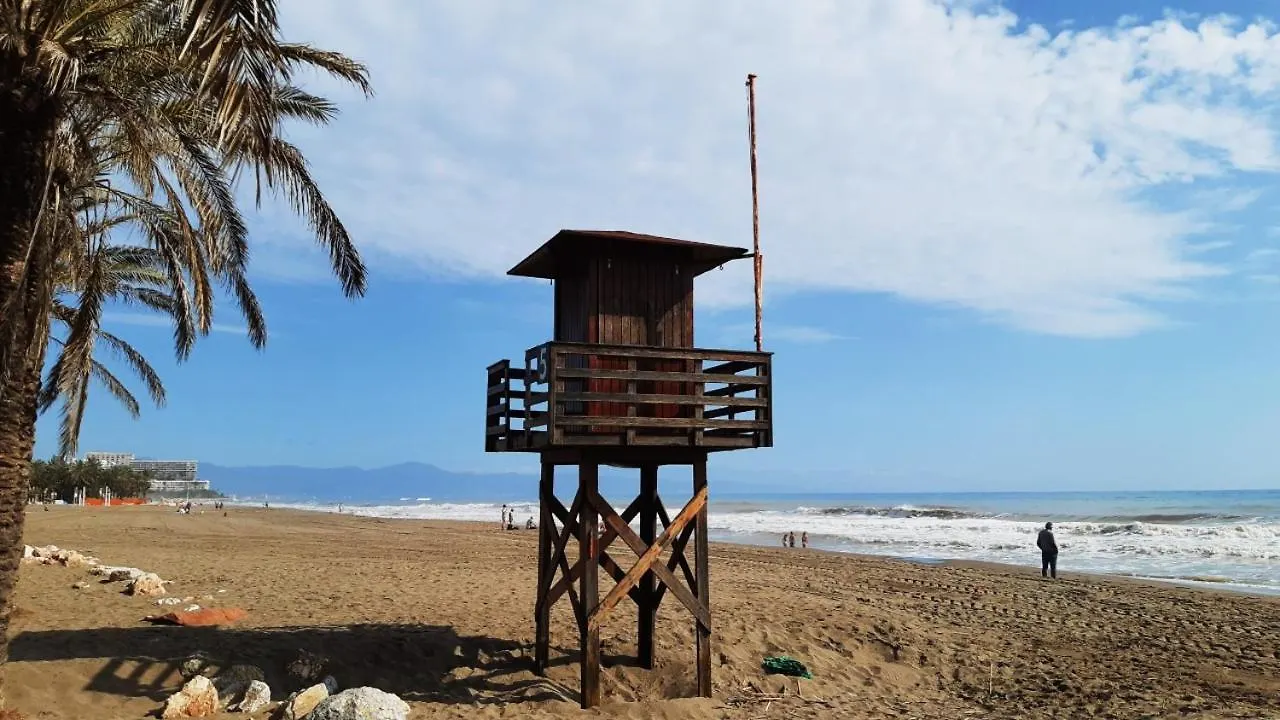 La Carihuela Ethnic Apartment Торремолинос