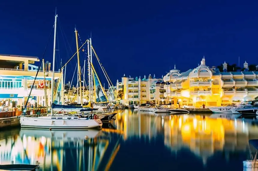 La Carihuela Ethnic Apartment Торремолинос 0*,  Испания