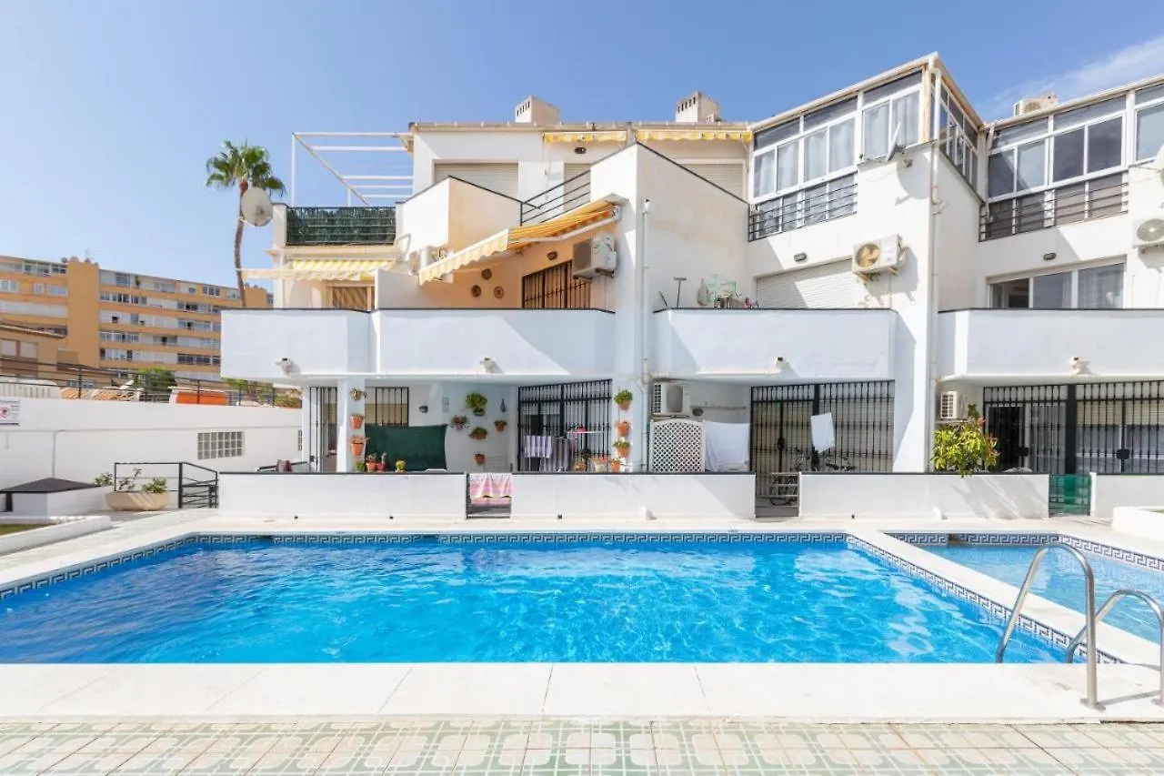 La Carihuela Ethnic Apartment Торремолинос