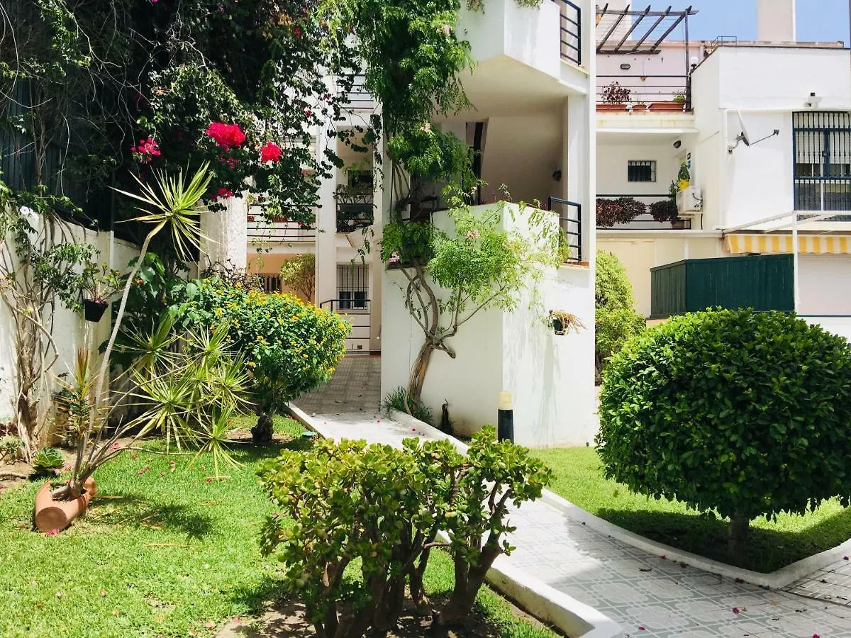 La Carihuela Ethnic Apartment Торремолинос