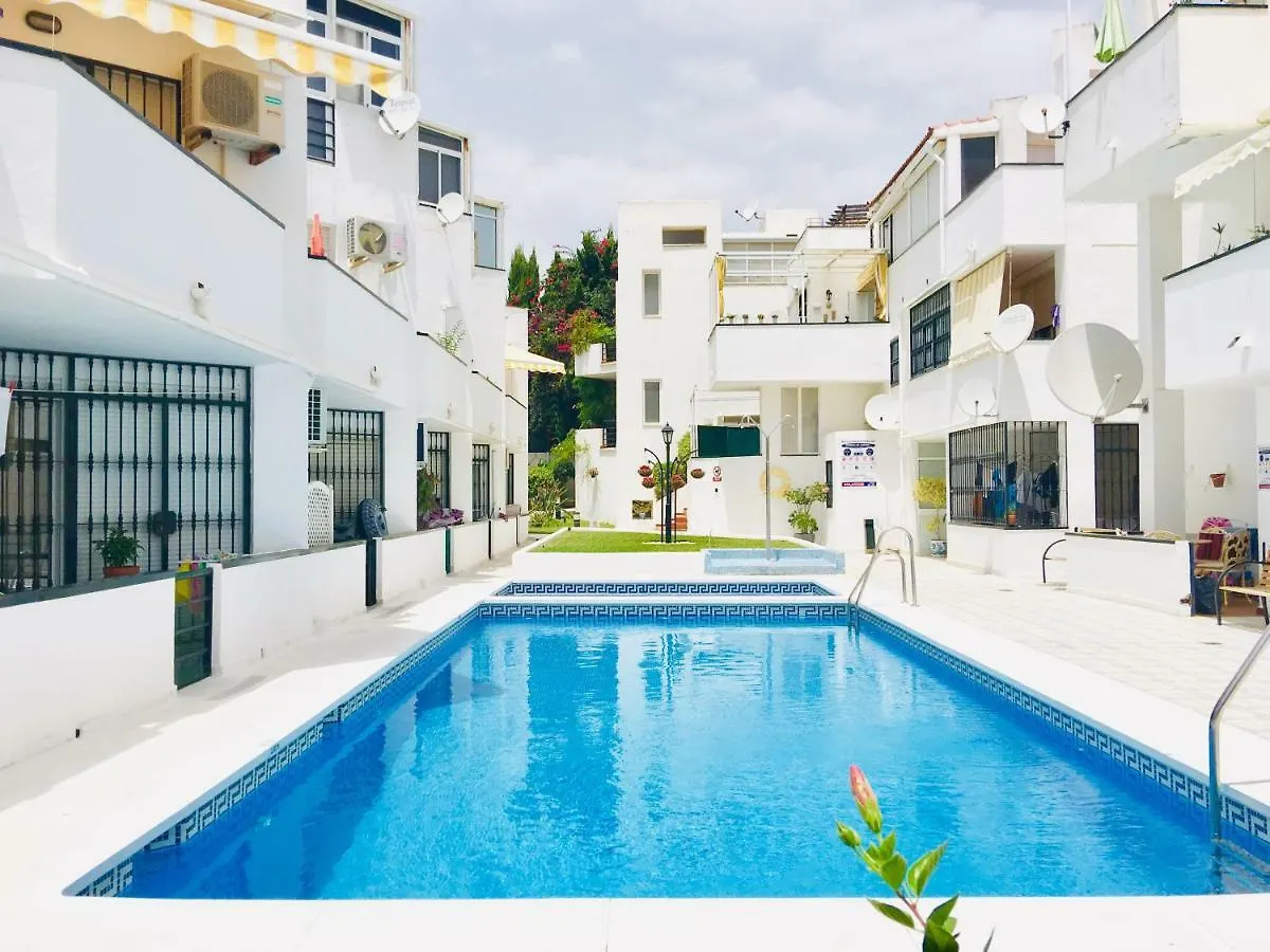 La Carihuela Ethnic Apartment Торремолинос