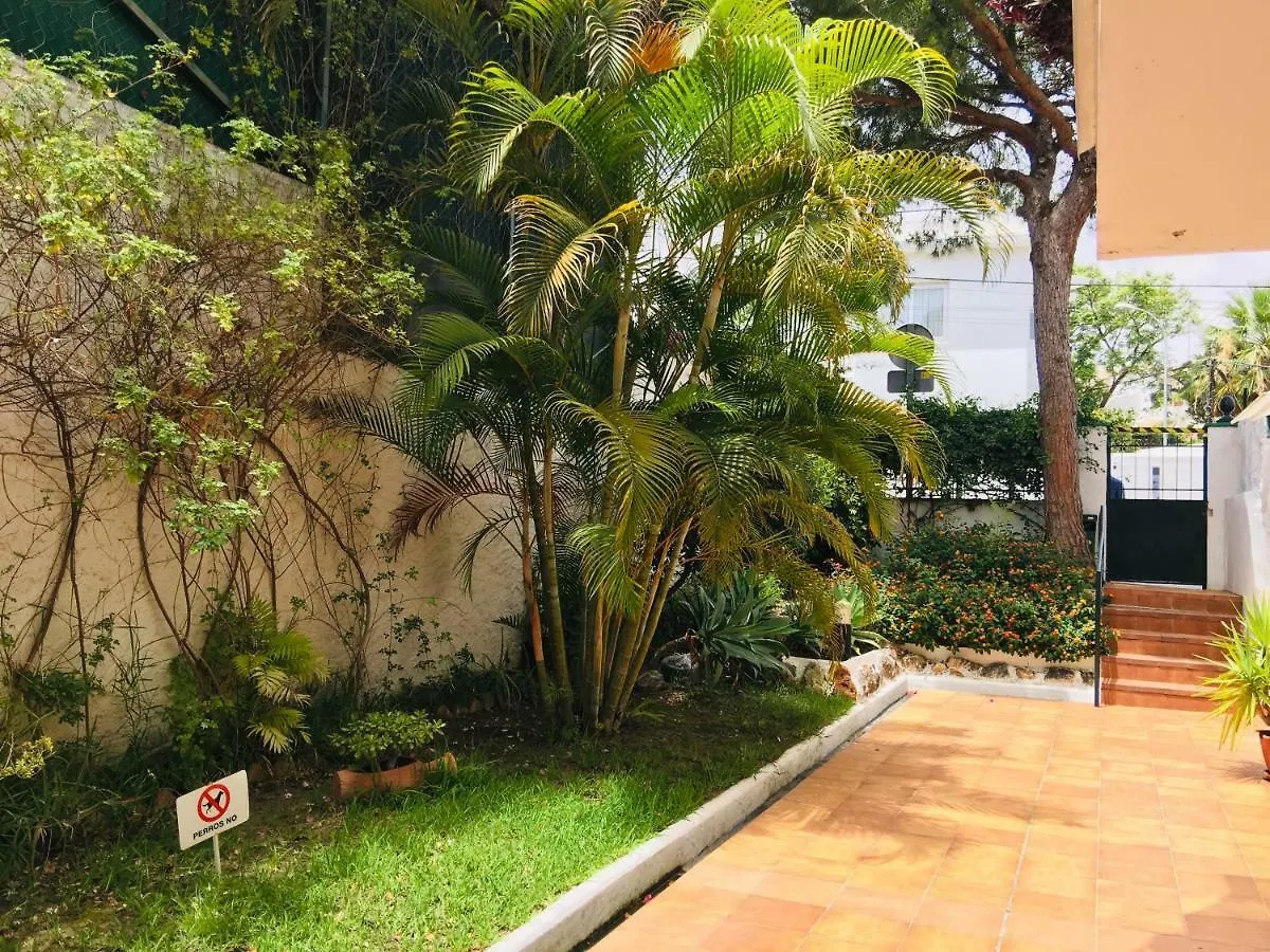 La Carihuela Ethnic Apartment Торремолинос 0*,